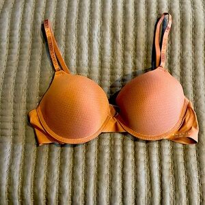 Danskin Woman’s bra. Brown. Size 36B